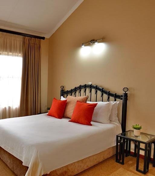 Monateng Safari Lodge Wallmannstal Экстерьер фото