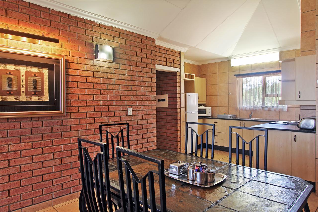 Monateng Safari Lodge Wallmannstal Экстерьер фото