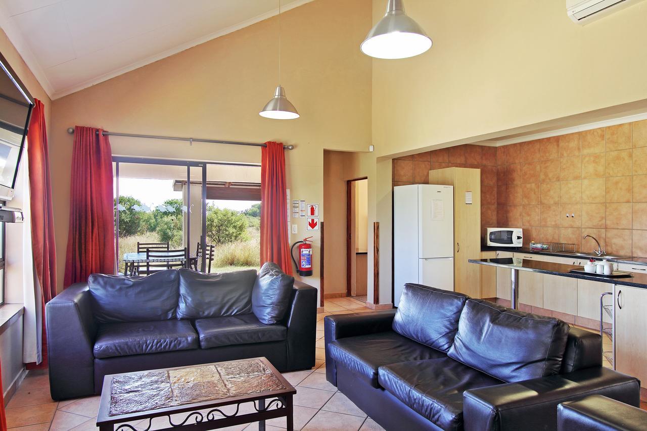 Monateng Safari Lodge Wallmannstal Экстерьер фото