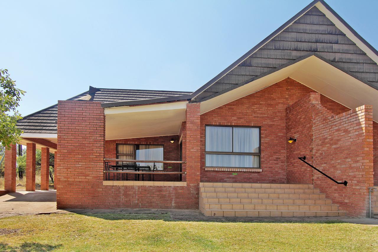 Monateng Safari Lodge Wallmannstal Экстерьер фото